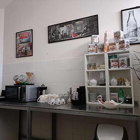 Casa Vacanza In Pieno Centro Storico Vicino Ostuni E La Riserva Di Torre Quaceto San Vito dei Normanni Bagian luar foto