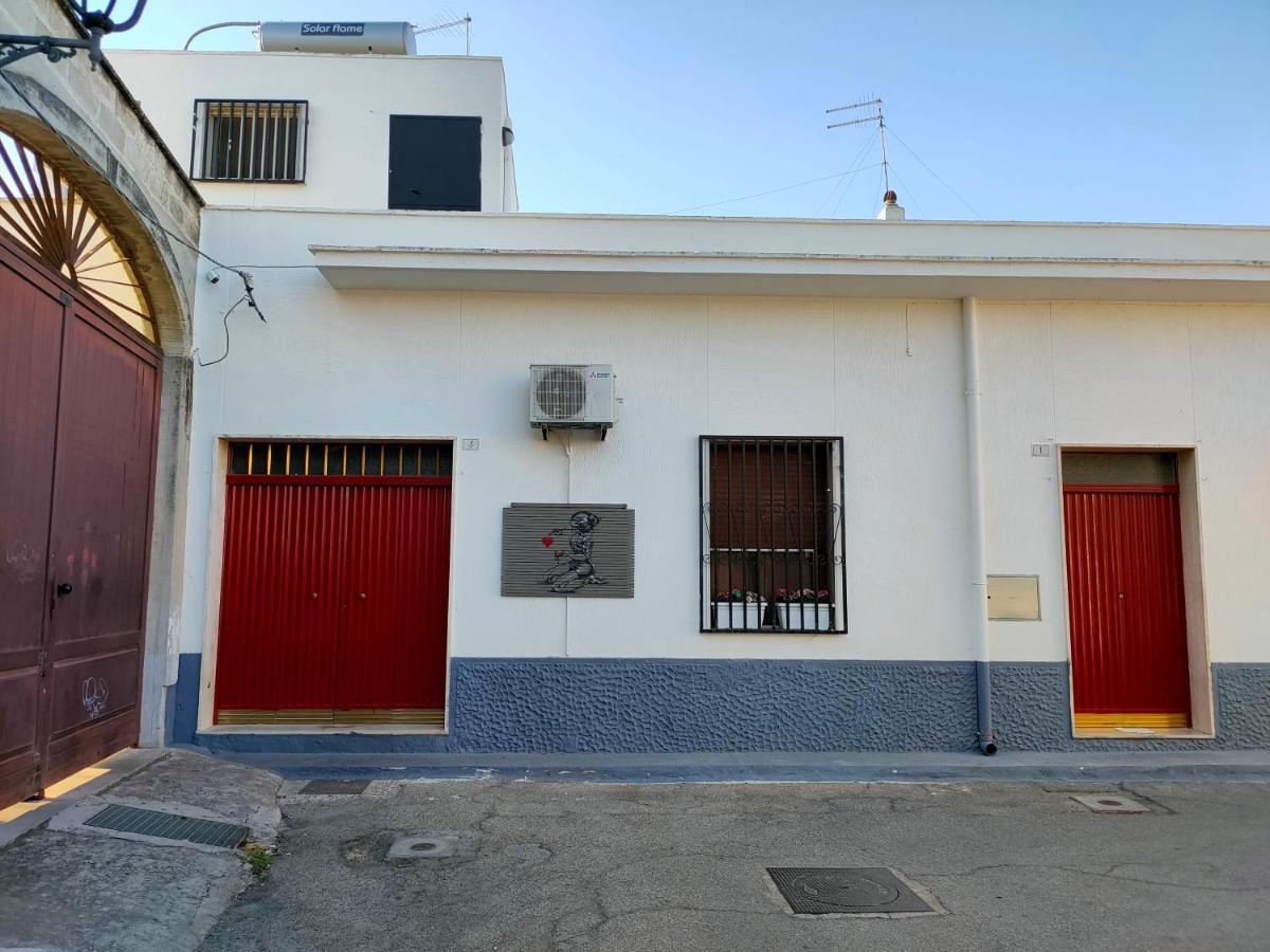 Casa Vacanza In Pieno Centro Storico Vicino Ostuni E La Riserva Di Torre Quaceto San Vito dei Normanni Bagian luar foto