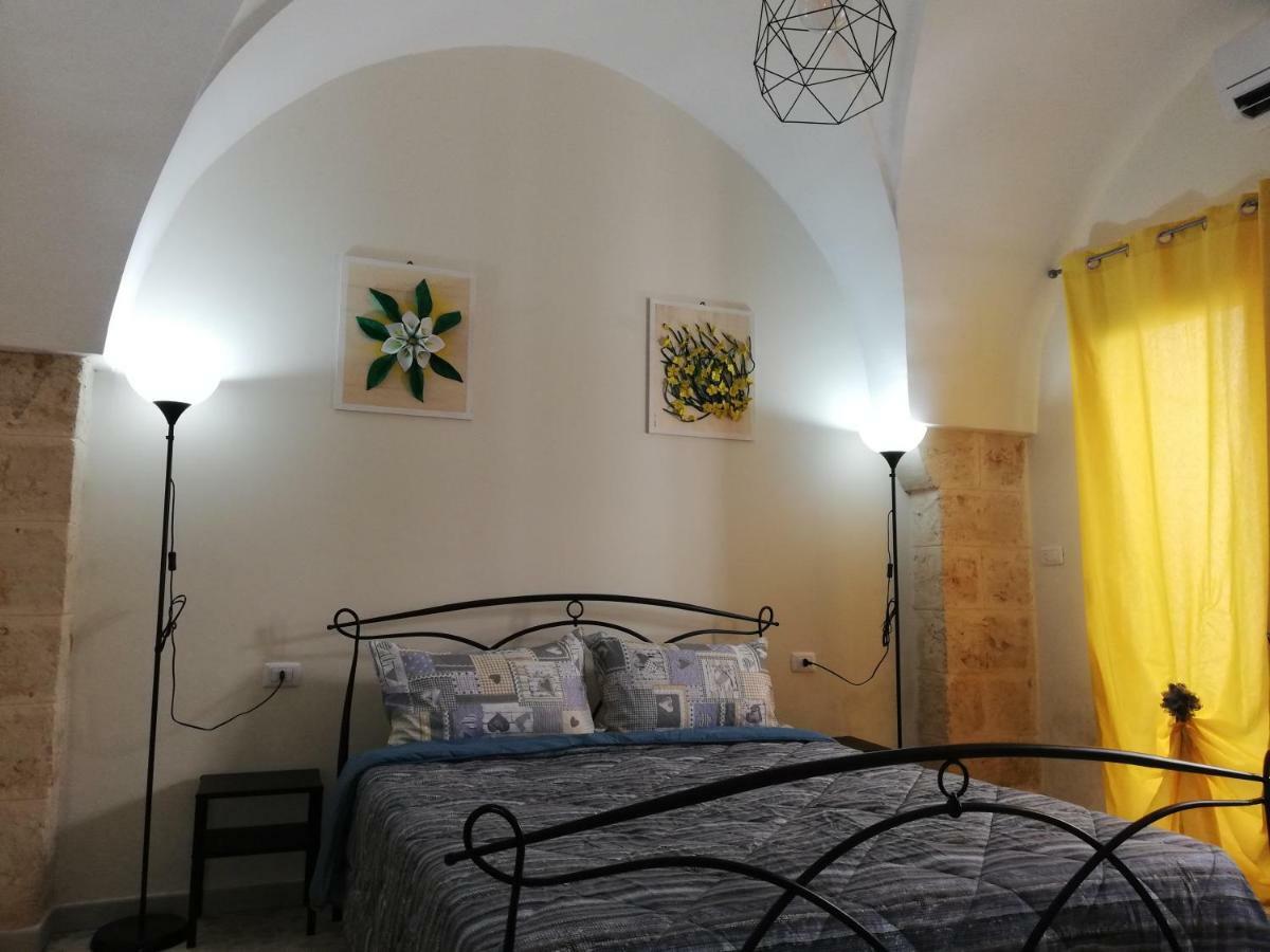 Casa Vacanza In Pieno Centro Storico Vicino Ostuni E La Riserva Di Torre Quaceto San Vito dei Normanni Ruang foto